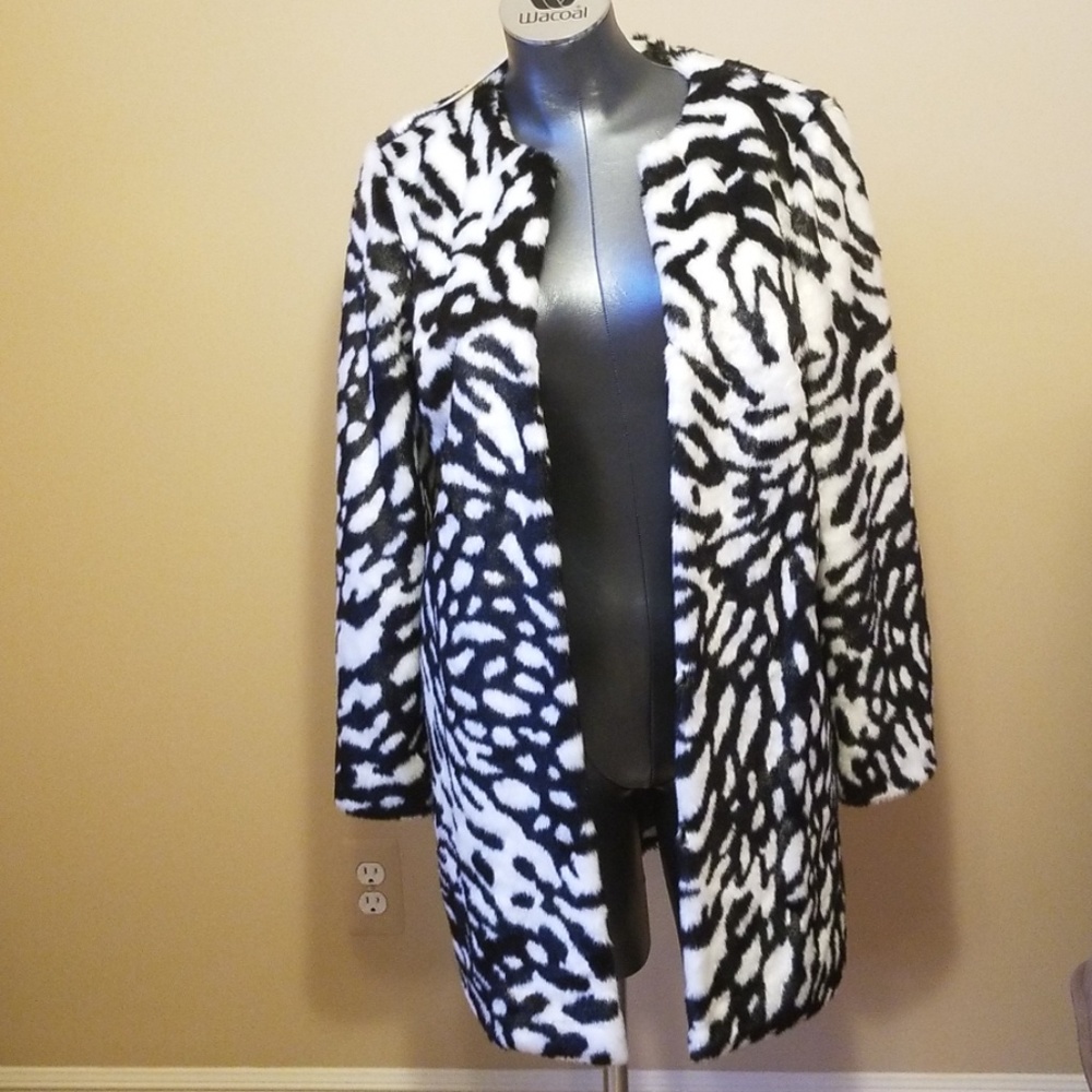 Micheal Kors  coat